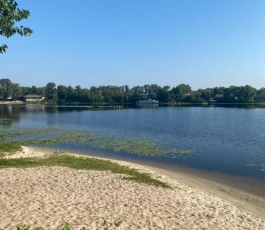 Dniprovs'kyi District Hotel | Hotel Burevisnyk (Буревісник)