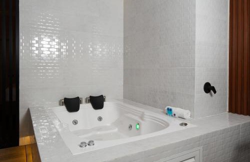 Sur Occidente Hotel | Hotel ByHours Circunvalar - Adults Only