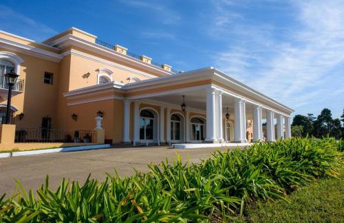 San Nicolas de los Arroyos Hotel | Hotel Colonial San Nicolás