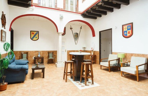 Jerez de la Frontera Old Town Hotel | Hotel Carlos V Jerez by Vivere Stays