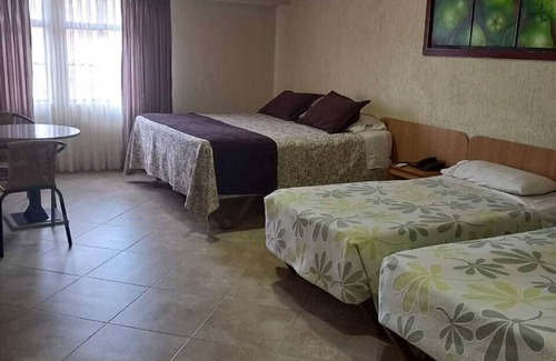 Chapinero Hotel | Hotel Casa Colonial