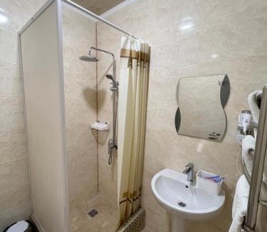 Uman Hotel | Hotel Chicago