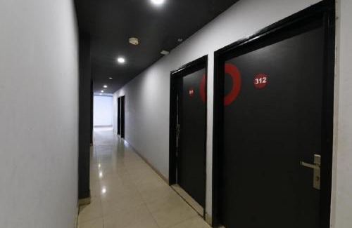 Janakpuri Hotel | Hotel City Empire at Janakpuri " Couple Friendly"