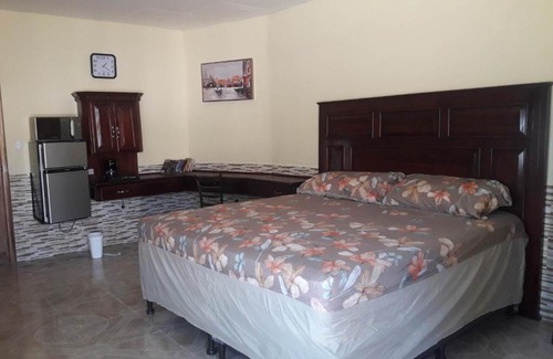 Cortes Hotel | Hotel Coco Palm