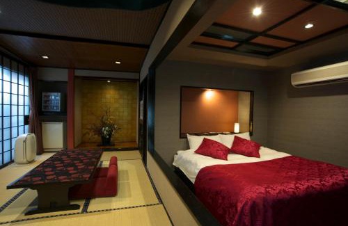 Tosu Hotel | Hotel Coco-Palm (Love Hotel)