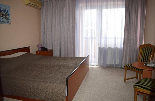 Kozyn Hotel | Hotel Complex Vizit