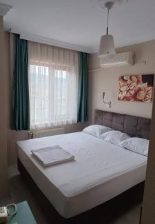 Eceabat Hotel | Hotel Crowded House