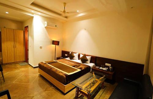 Bareilly Hotel | HOTEL Darbar-E-Khas Near Bypass Road - Providing Restaurant - Parking And Free Wi-fi Facility - A Luxurious Hotel In Bareily