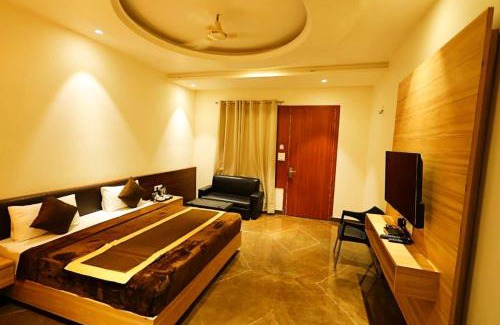 Bareilly Hotel | HOTEL Darbar-E-Khas Near Bypass Road - Providing Restaurant - Parking And Free Wi-fi Facility - A Luxurious Hotel In Bareily