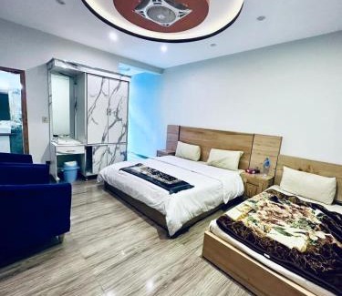 Athmuqam Hotel | Hotel Dee waterfall view kutten