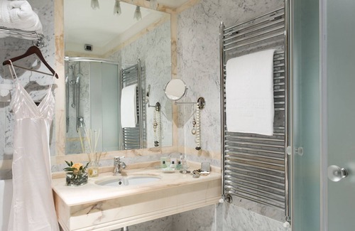 San Giovanni Hotel | Hotel degli Orafi