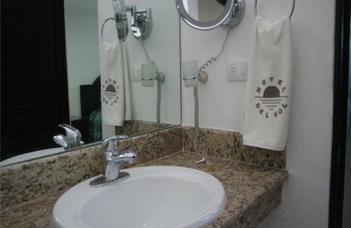 Puerto Juarez Hotel | Hotel del Sol