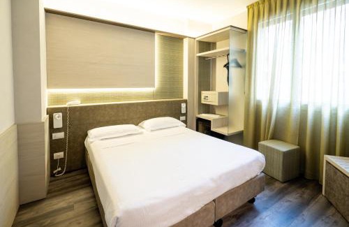 Navigli Hotel | Hotel Des Etrangers