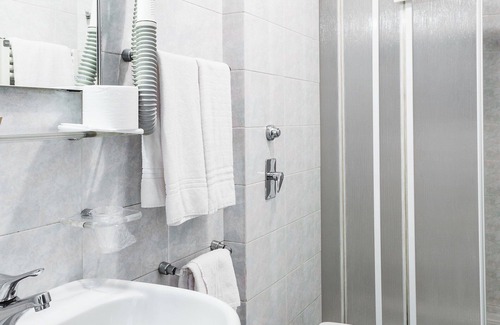 Navigli Hotel | Hotel Des Etrangers