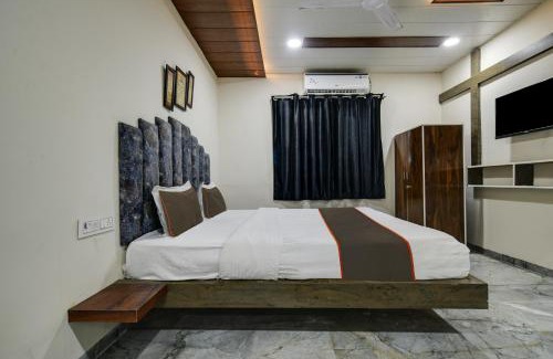 Dewas Hotel | Hotel DR Green