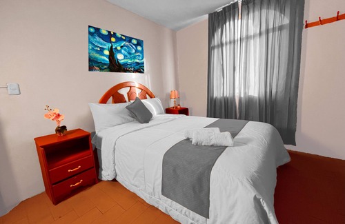 Socabaya Hotel | HOTEL EL PINO SUITE