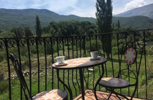 Eriste Hotel | Hotel Eriste