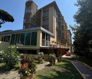 Tirrenia Hotel | Hotel Florida Tirrenia
