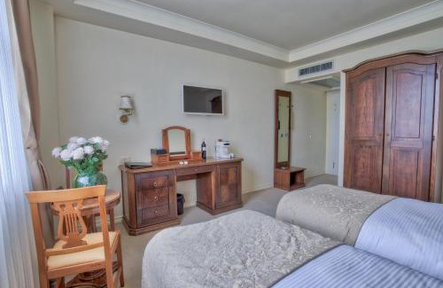 Çagllavicë Hotel | Hotel Garden