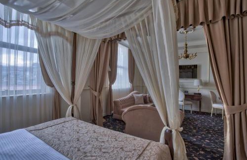 Çagllavicë Hotel | Hotel Garden