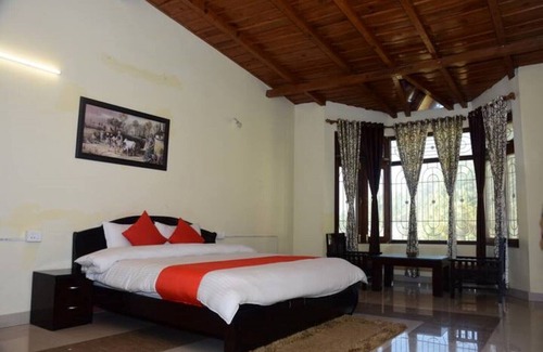 Bhimtal Resort | Hotel Goludev Valley View