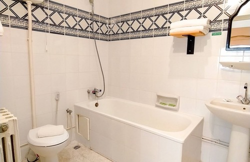 Tlemcen Bed & Breakfast | Hotel Grand Bassin