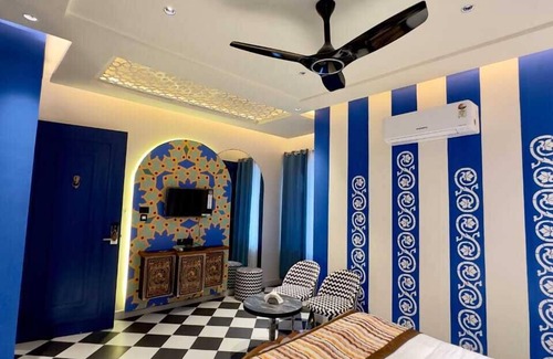 Lansdowne Hotel | Hotel Grand Kailash Haveli