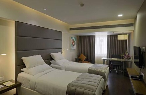 Belapur Hotel | Hotel Grande 51