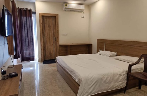 Jhansi Hotel | Hotel Green Galaxy