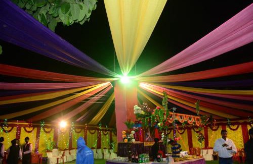 Deoghar Hotel | HOTEL HARIYALI COMPLEX