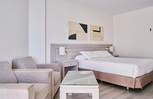 Almunecar Hotel | Hotel Helios Costa Tropical