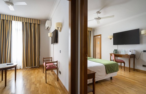 Gijon City Centre Hotel | Hotel Hernán Cortés