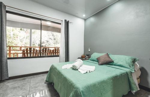 Puerto Jimenez Hotel | Hotel Hoja de Oro Corcovado