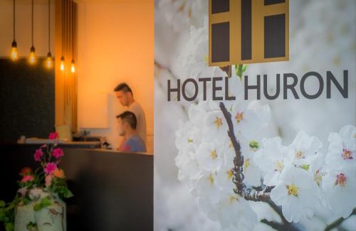 Mol Hotel | Hotel Huron