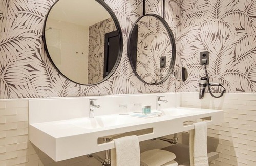 San Juan de Aznalfarache Hotel | Hotel ILUNION Alcora Sevilla