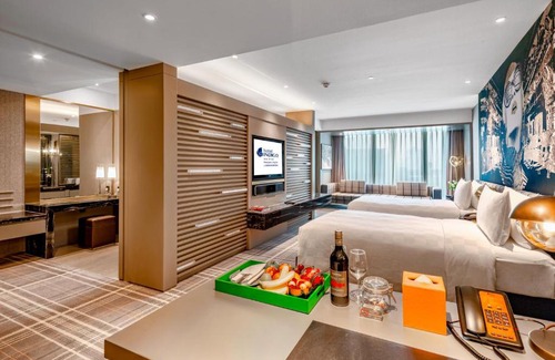 Jing'an Hotel | Hotel Indigo Shanghai Jing'An by IHG