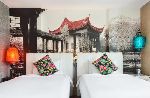 Downtown Shanghai Hotel | Hotel Indigo Shanghai On The Bund by IHG