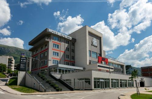 Travnik Hotel | Hotel IUT