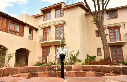 De Mexicanos Hotel | Hotel Junvay