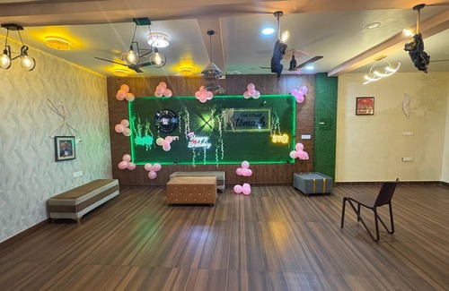 Jalaun Hotel | Hotel Jyoti Palace