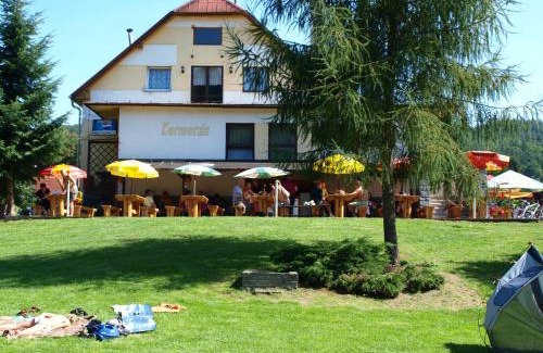 Zlenice Hotel | Hotel Kormoran
