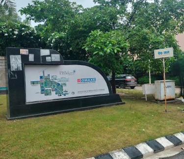 Vrindavan Apartment | Hotel Krishna Palace