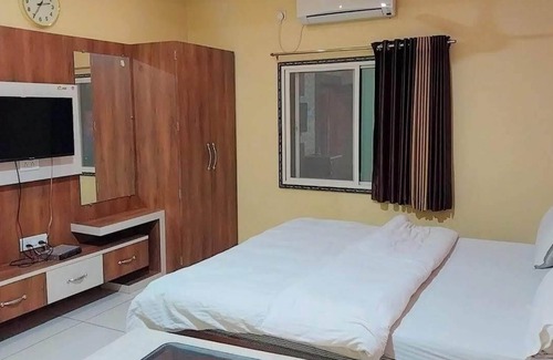 Sagar Hotel | Hotel Kuber Vatika By GRB