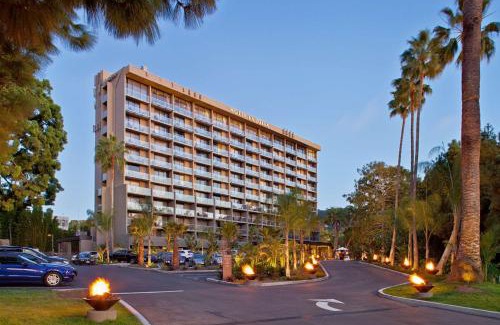 La Jolla Shores Hotel | Hotel La Jolla, Curio Collection by Hilton