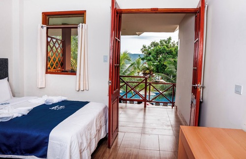 Sauce Hotel | Hotel Laguna Azul