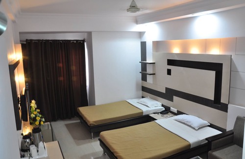 Maharana Pratap Nagar Hotel | Hotel Lake Princess