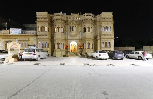 Jaisalmer Hotel | Hotel Lal Garh Fort And Palace