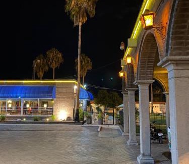 Matehuala Hotel | Hotel Las Palmas Midway Inn