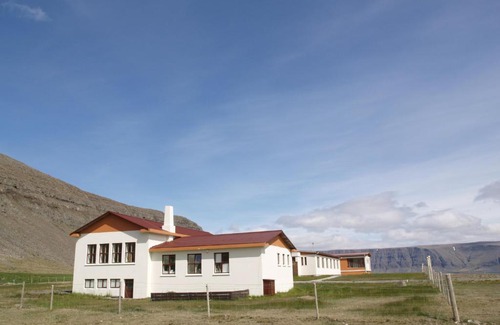 Hnjotur Hotel | Hotel Latrabjarg