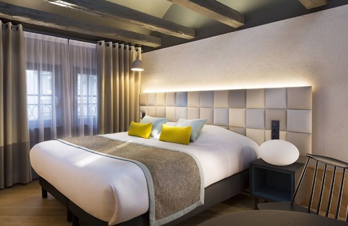 Old Town Hotel | Hotel Le Colombier Suites